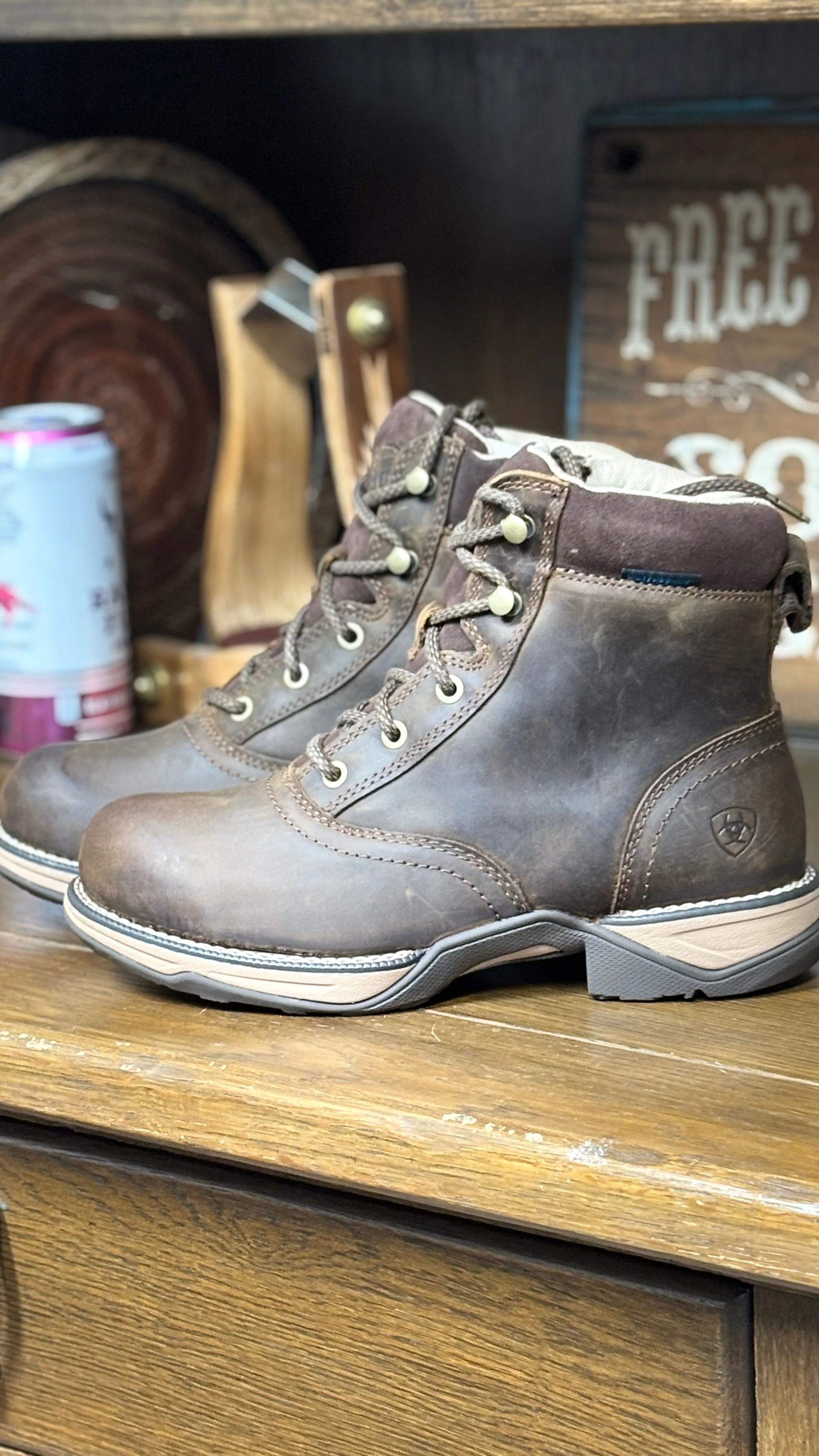 Anthem Lacer by Ariat