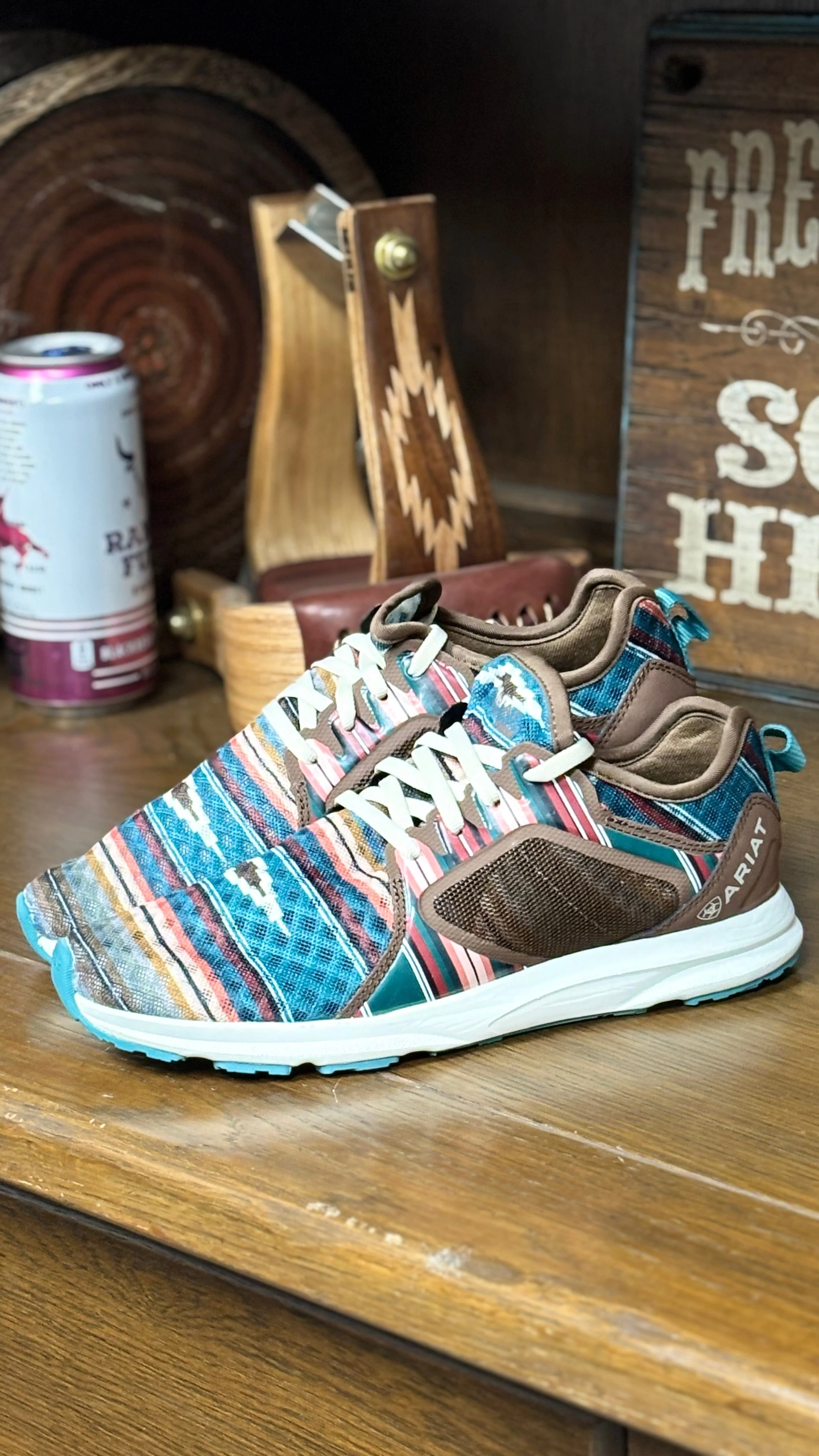 Ariat Fuse ~ Turquoise Serape