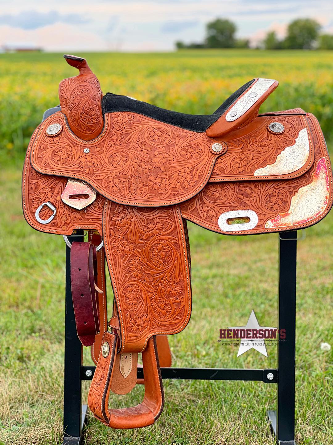 Double D Show Saddle