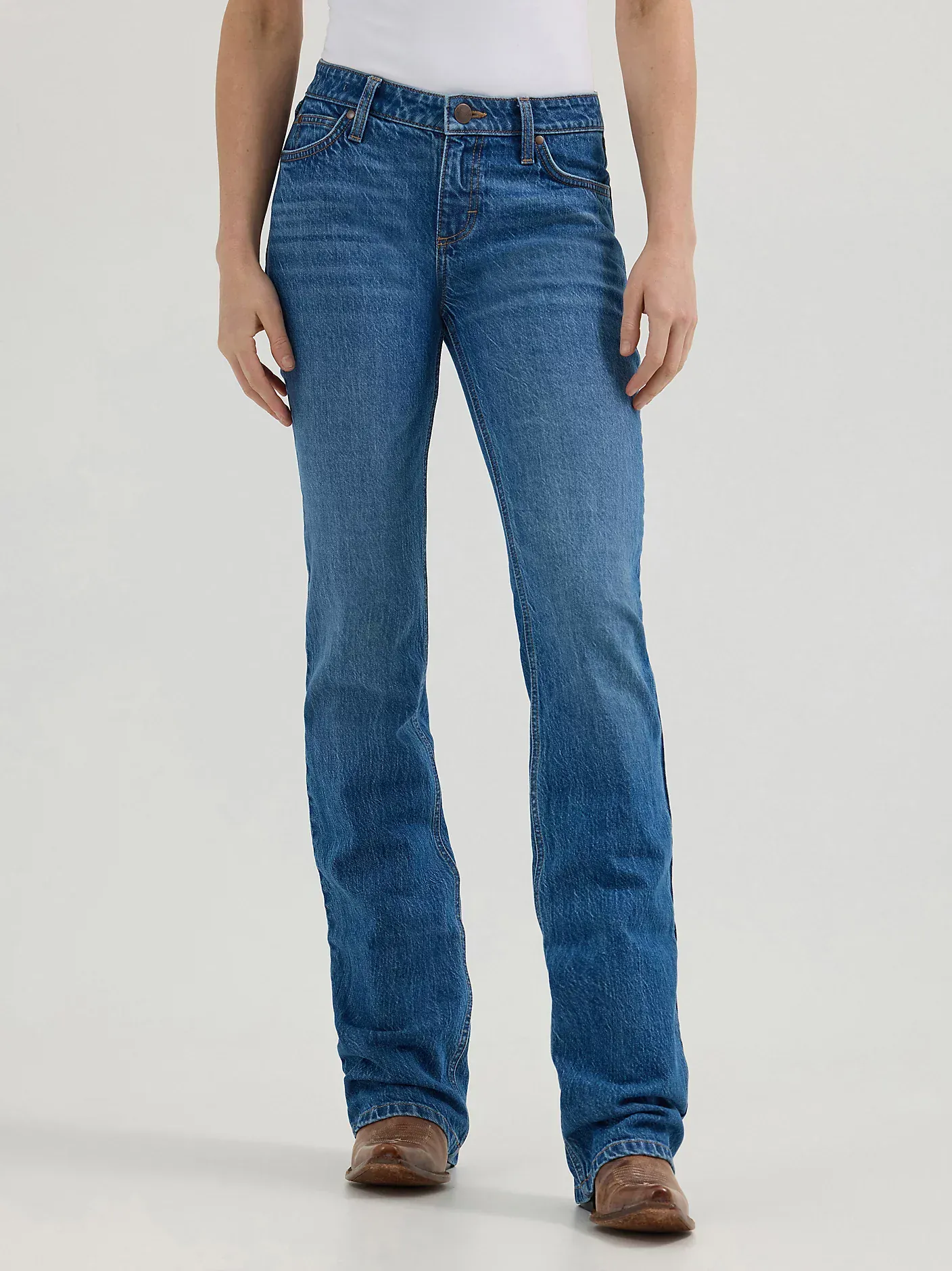 Ladies Wrangler Retro Mae Jeans - Image 3