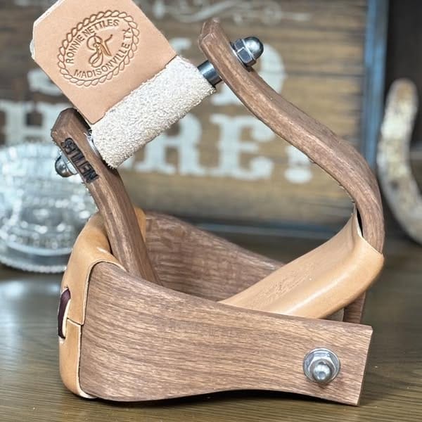 Nettles Stirrups ~ Chisholm Gunstock Oiled ~ 3" - Image 2