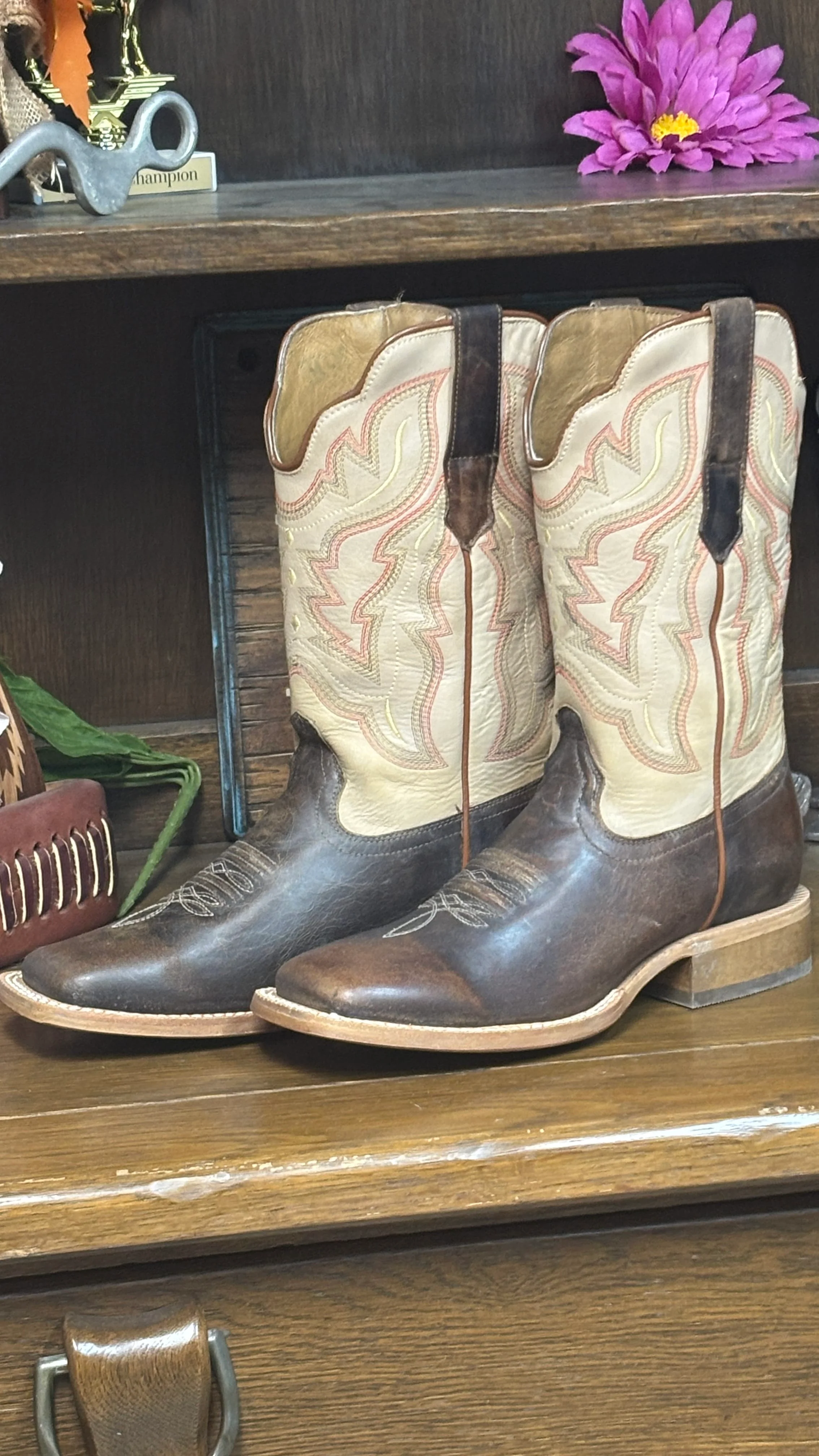 R. Watson Mad Brown Boots - Image 2