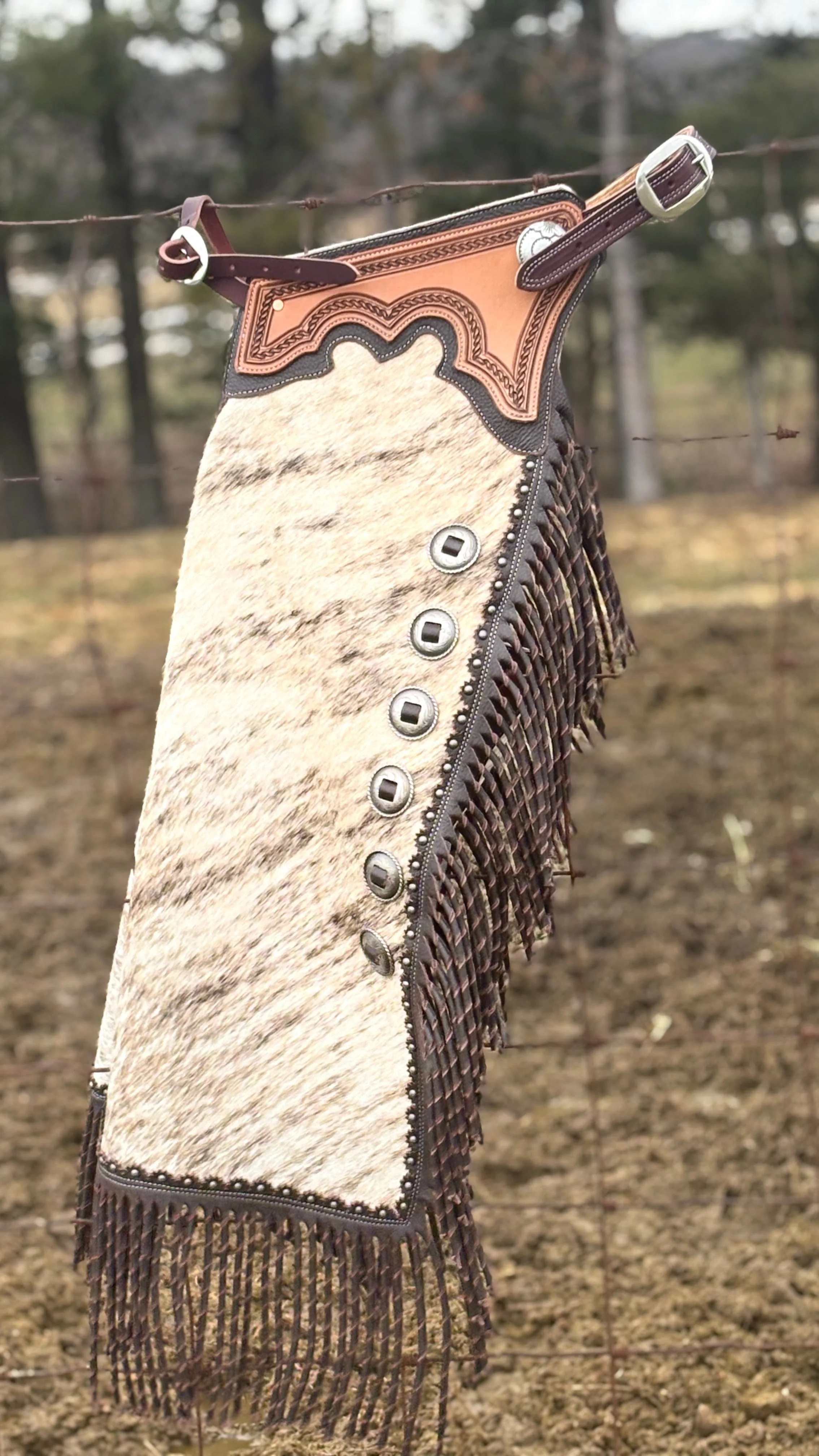 Rockin Cowhide Chinks (Size Large Only) - Image 4