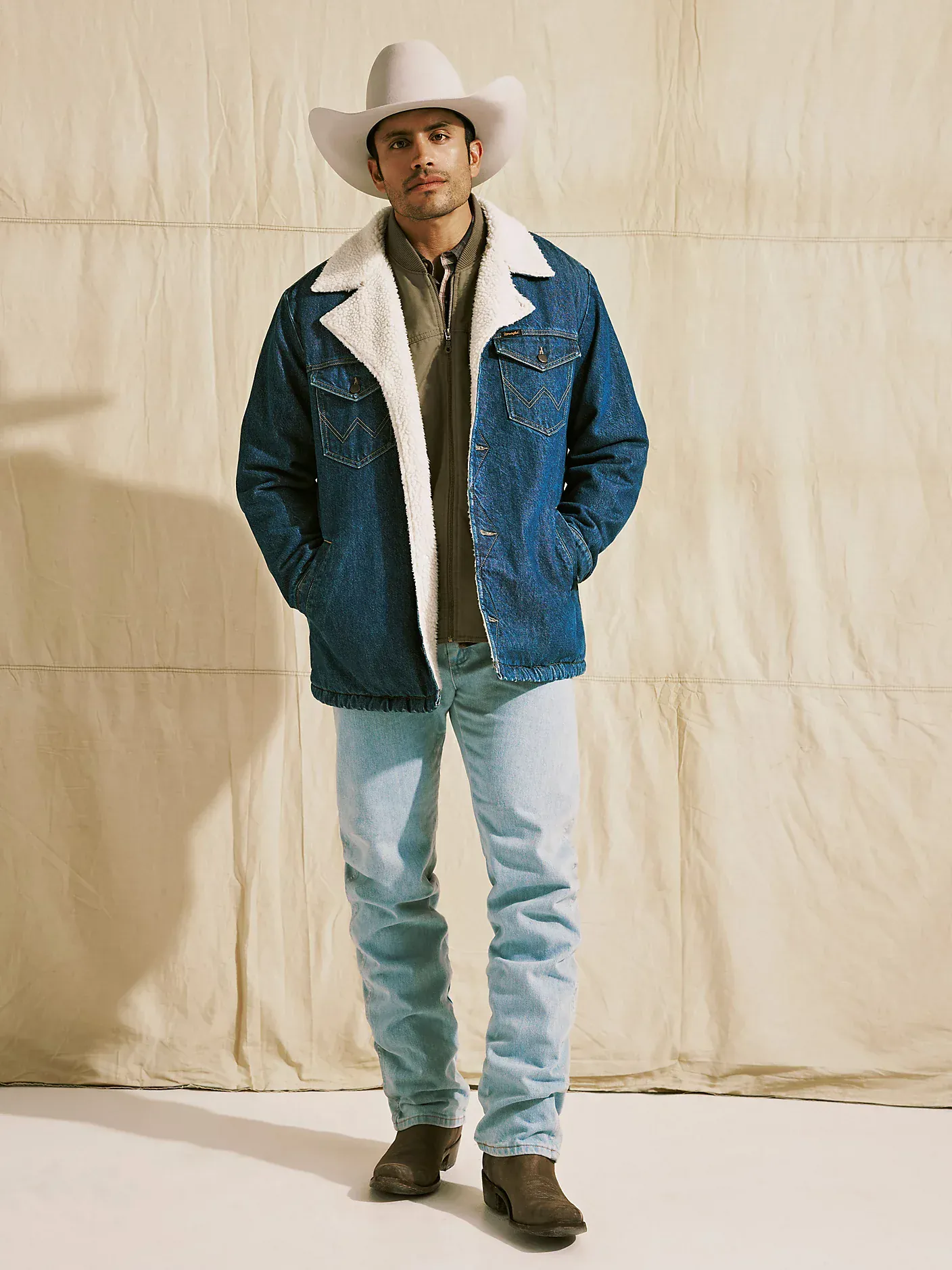 Wrangler® Cowboy Cut® Jeans ~ Bleach