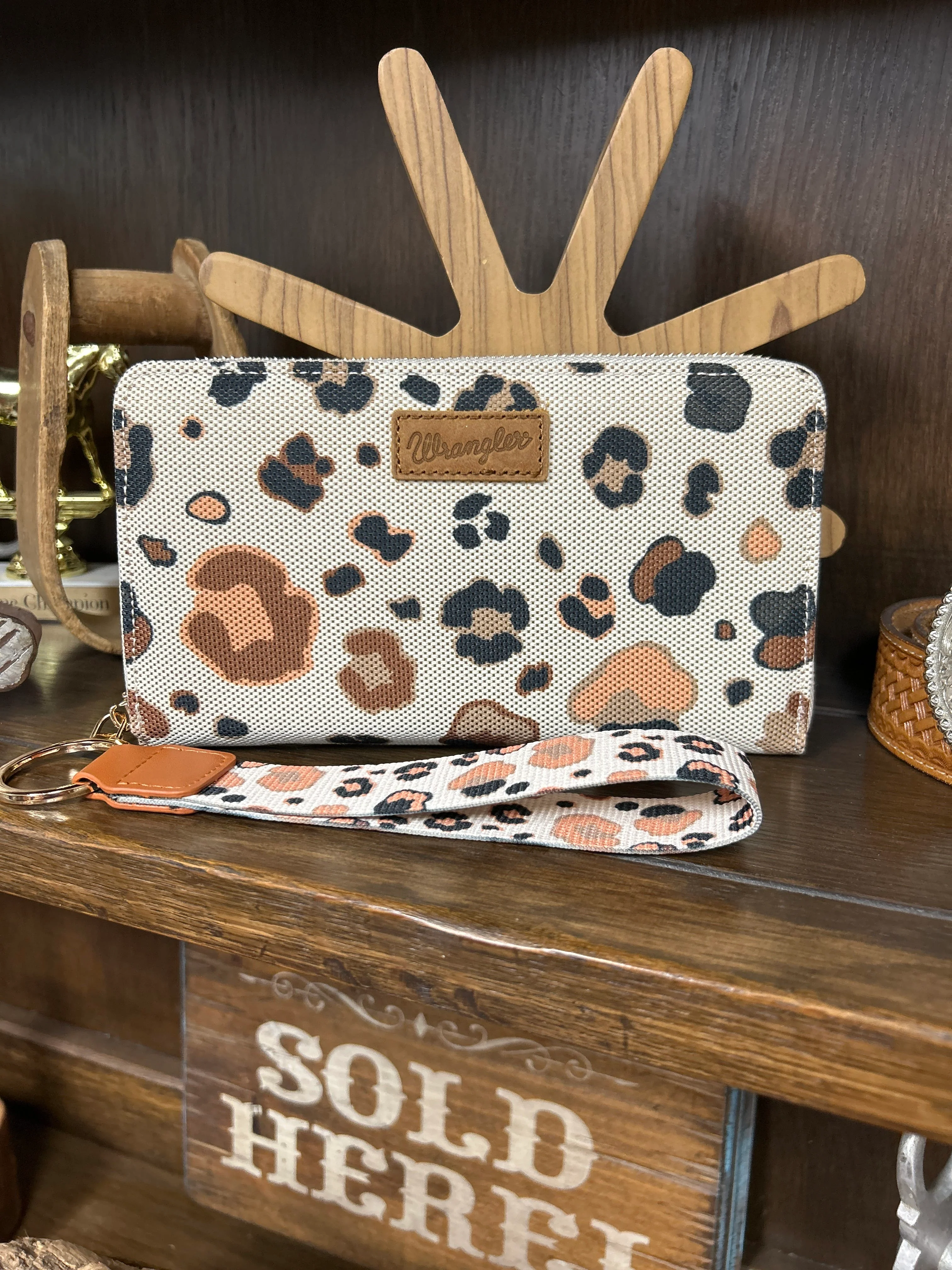 Wrangler Leopard Print Wallet/Wristlet - Image 3
