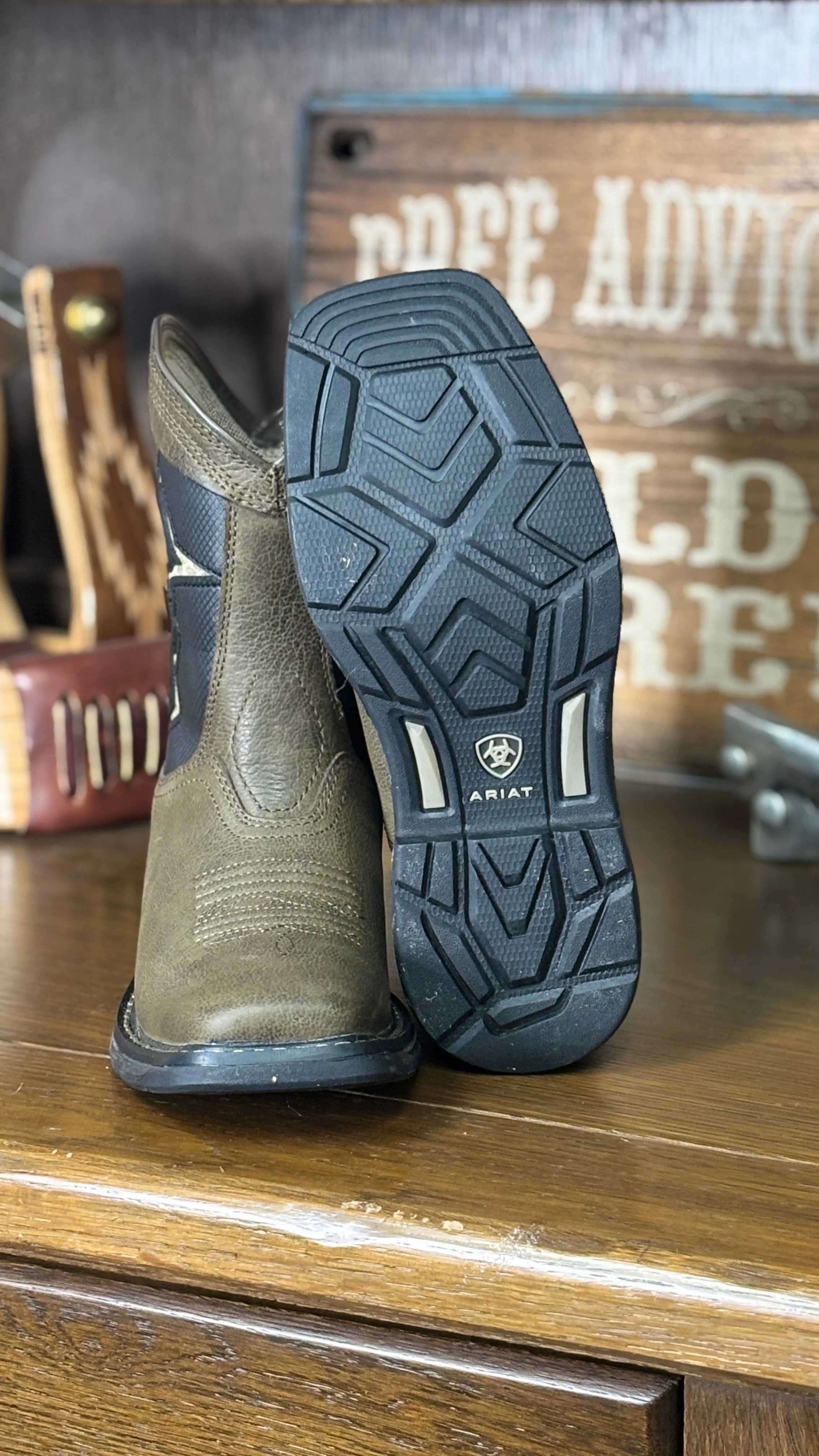 Youth WorkHog XT VentTEK by Ariat - Image 2